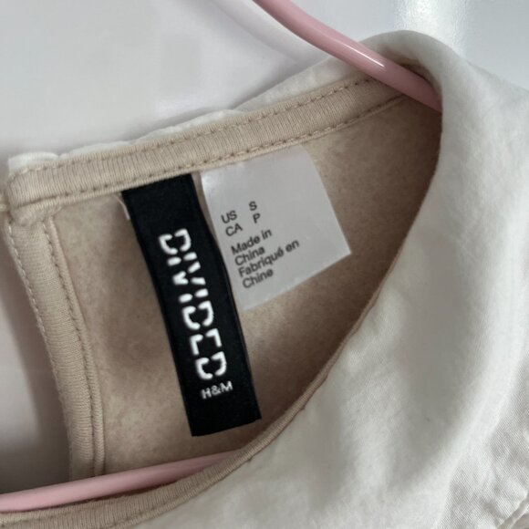 Like New H&M Peter Pan Collar Beige Fleece Pullover Sweatshirt - Picture 4 of 5